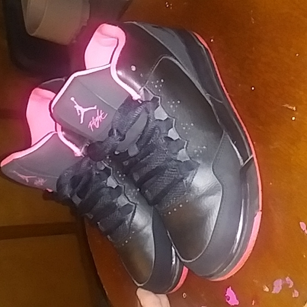 Pre-owned Jordan 3 Retro-Youth Size 2- Black/Pink